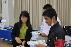 千葉県トラック協会で「安全・環境製品」展示会開催
