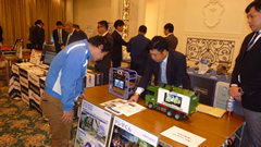 高知県トラック協会「事故防止総決起大会」における事故防止機器展示会